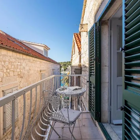 Apartament Hvar Hula